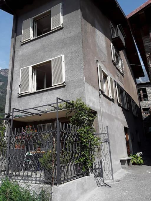 Appartement Le Jasmin Da Marina à Saint-Vincent Extérieur photo
